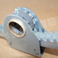 河南开窗齿轮齿条制造厂家/南皮华亚公司定做温室大棚开窗齿轮