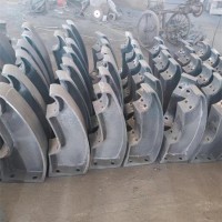 公路铸铁护栏支架售后「泊泉机械」/拉萨/山东/宁夏